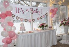 February baby shower themes with winter décor and Valentine inspired details